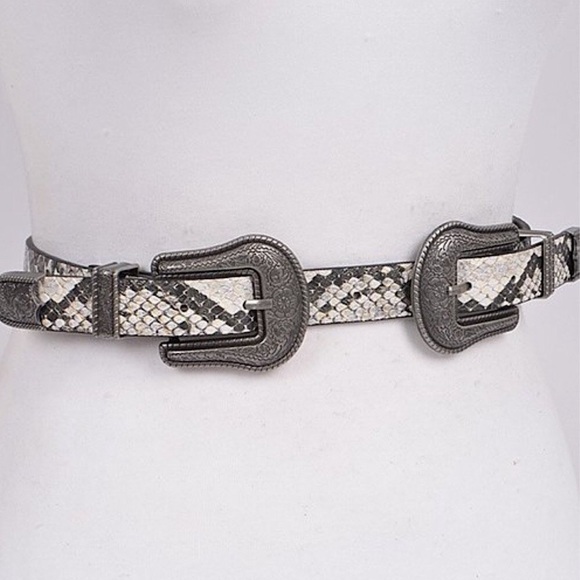 Moonlight Trails Snakeskin Belt - Picture 4 of 5